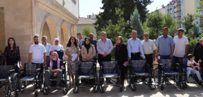 Midyat Belediyesi'nden engellilere tekerlekli sandalye