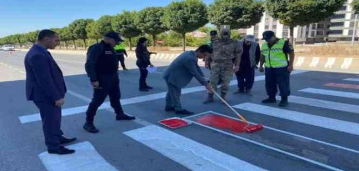 Güroymak’ta ‘Yayalara öncelik, hayata saygı duruşu’ etkinliği düzenlendi