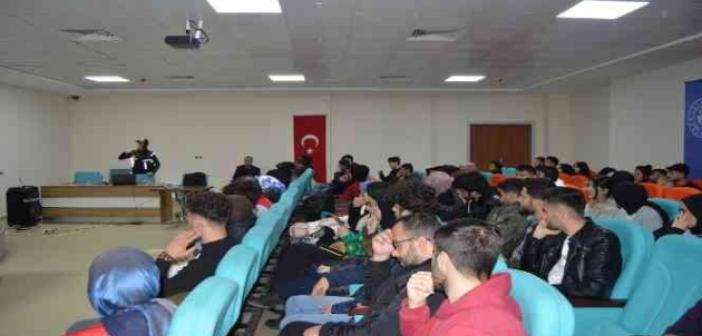 Tatvan’da “Bağımlılıkla Mücadele Semineri” verildi