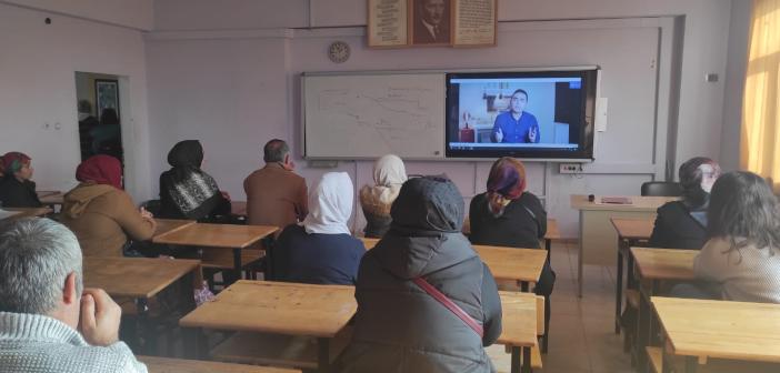 Aile Okulu Kurslarında Büyük Başarı