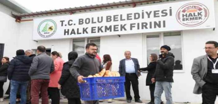 2 bin 500 ailenin ilk sahur pideleri Bolu Belediyesi’nden