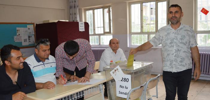 Mardin’de seçmen ikici kez sandık başında