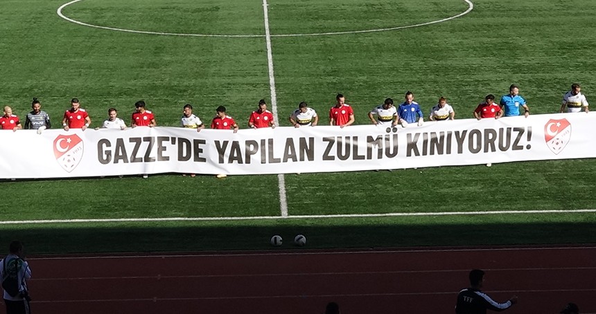 1972 Ağrı Spor-Karaköprü Belediye Spor maçında israil'in yaptığı katliam kınandı