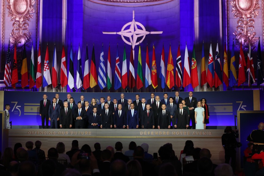 NATO Zirvesi'nden Ukrayna'ya Destek ve Rusya'ya Karşı Çağrı