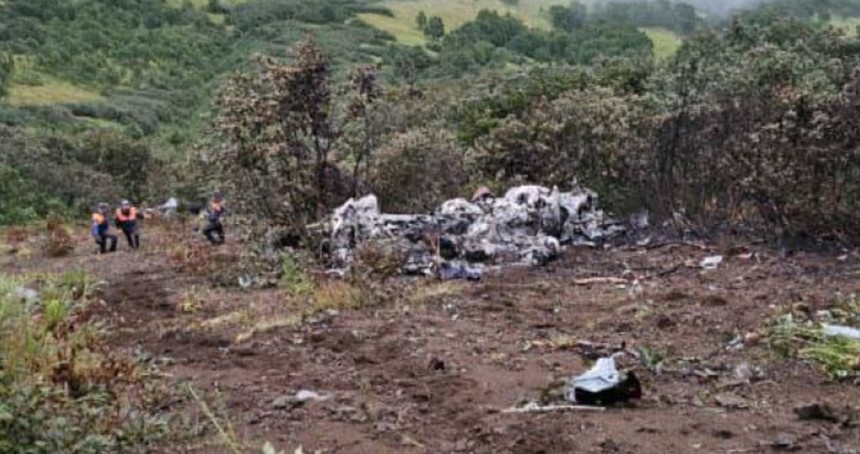 Rusya'da düşen helikopterin enkazına ulaşıldı