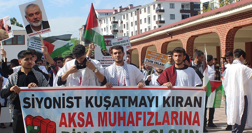 Bingöl Üniversitesi öğrencileri Aksa Tufan yıl dönümünü andı