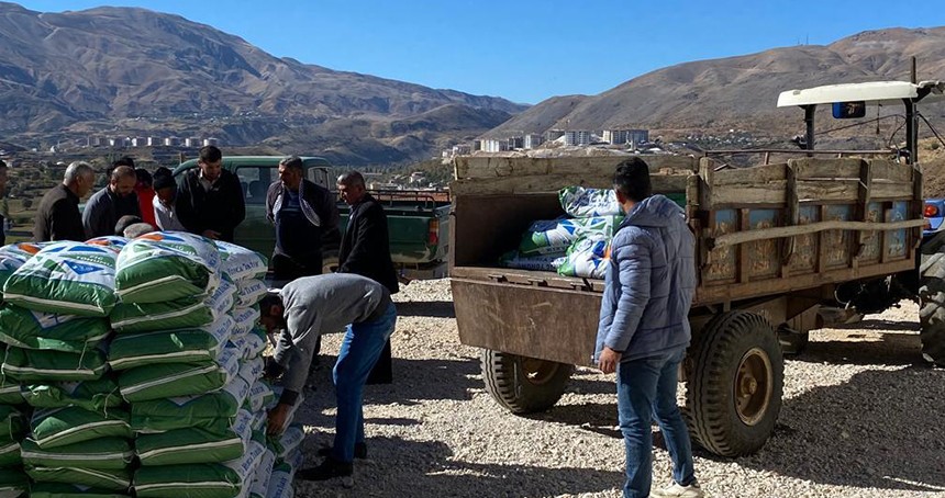 Adıyamanlı çiftçilere fiğ tohumu dağıtıldı