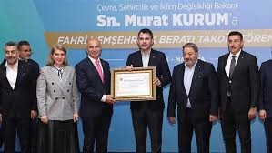 Murat Kurum'a takdim edilen fahri hemşehrilik beratı nedir? Kelime anlamı nedir?Kimlere verilir?