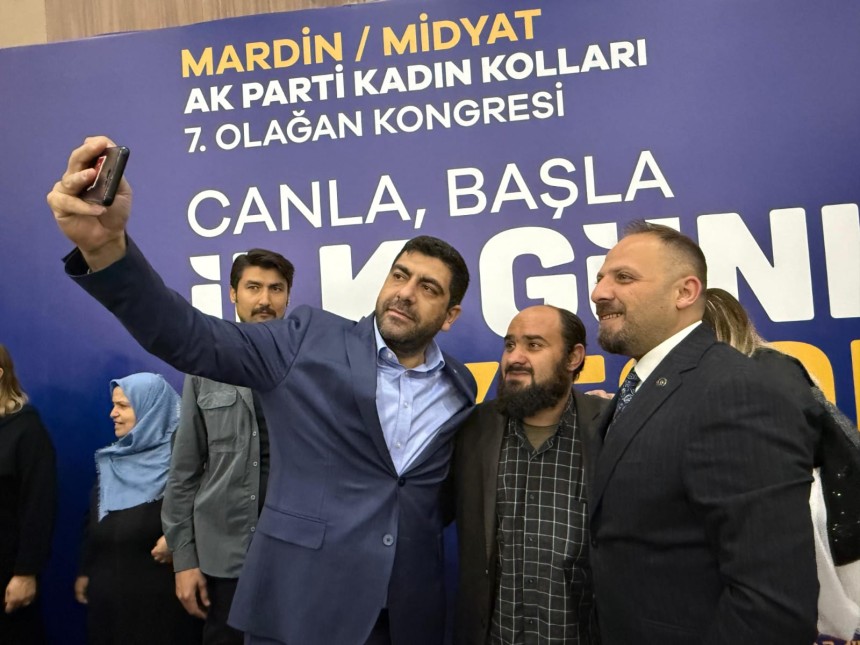 AK Parti Mardin Kadın ve Gençlik kolları kongrelerini sürdürüyor