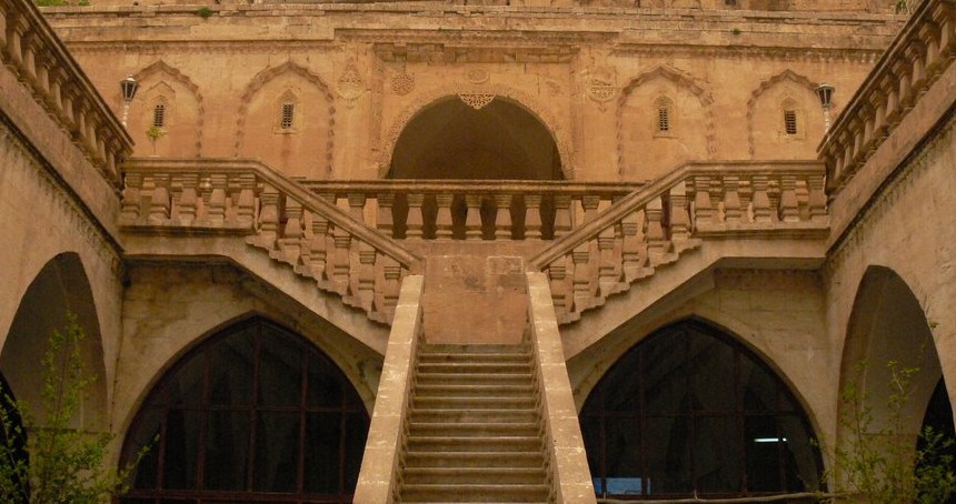 Geçmişten Günümüze: Mardin Eski PTT Binası