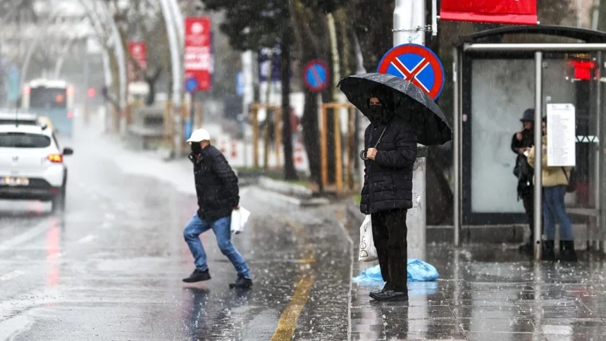 Meteoroloji'den uyarı! Kuvvetli yağış geliyor