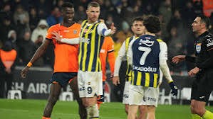 Fenerbahçe - Başakşehir maçı öncesi eksiklikler dikkat çekiyor