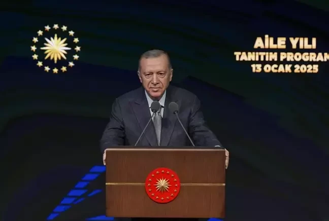 Cumhurbaşkanı Erdoğan'dan gençlere peş peşe müjdeler