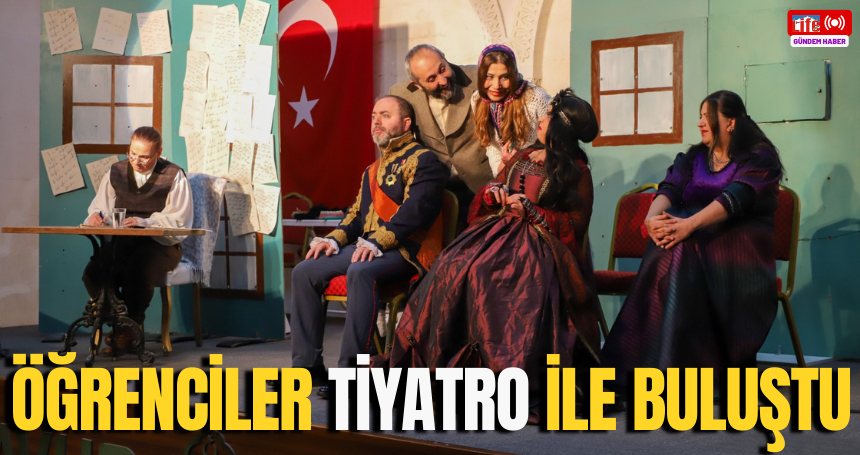 Mardin'de öğrenciler yarıyıl tatilinde tiyatro ile buluştu