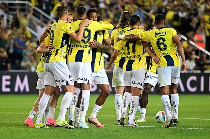 Şifresiz| Fenerbahçe- Anderlecht maçı ne zaman, saat kaçta? Hangi kanalda? Hangi oyuncular eksik?