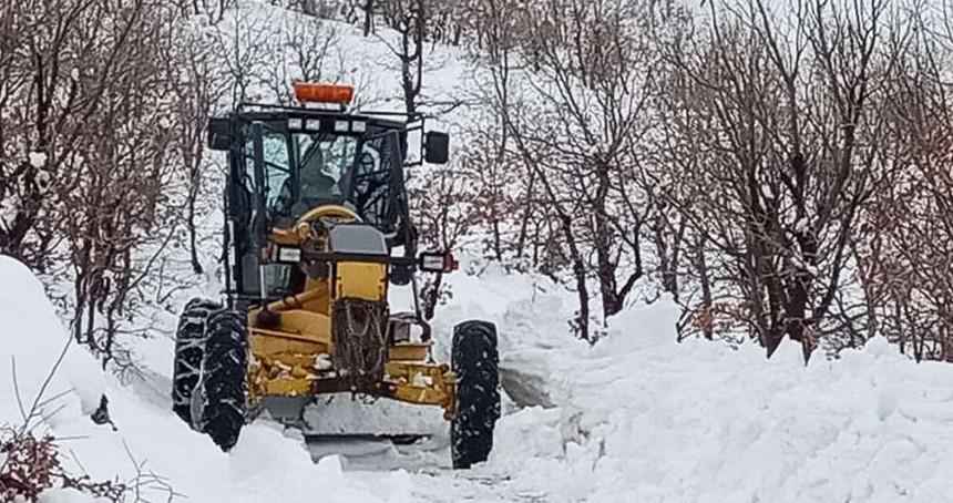 Adıyaman'da kar nedeniyle 79 köy yolu kapandı