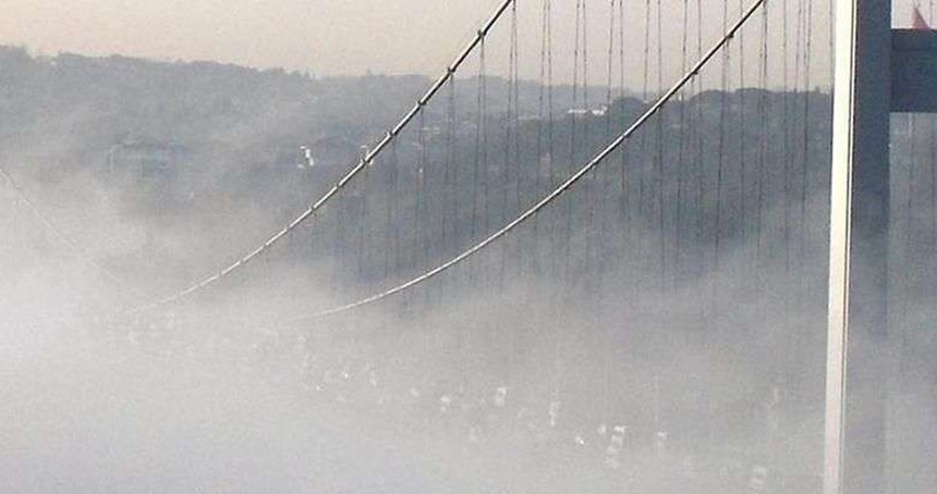 İstanbul Boğazı'nda gemi trafiği durduruldu