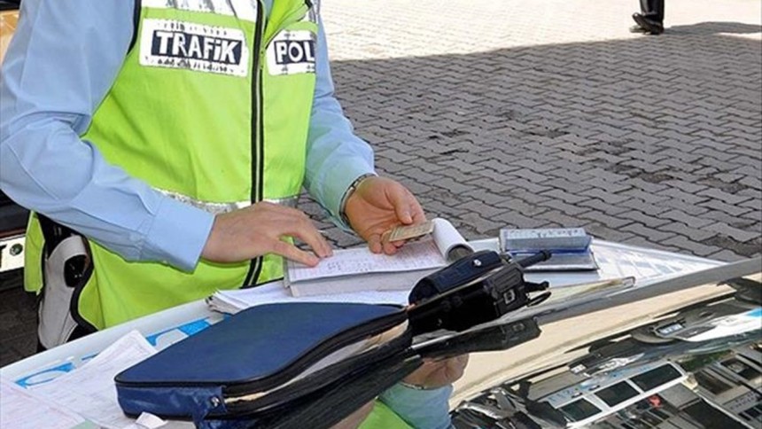 Trafikte güvenliği tehlikeye atanlara daha ağır cezalar yolda!