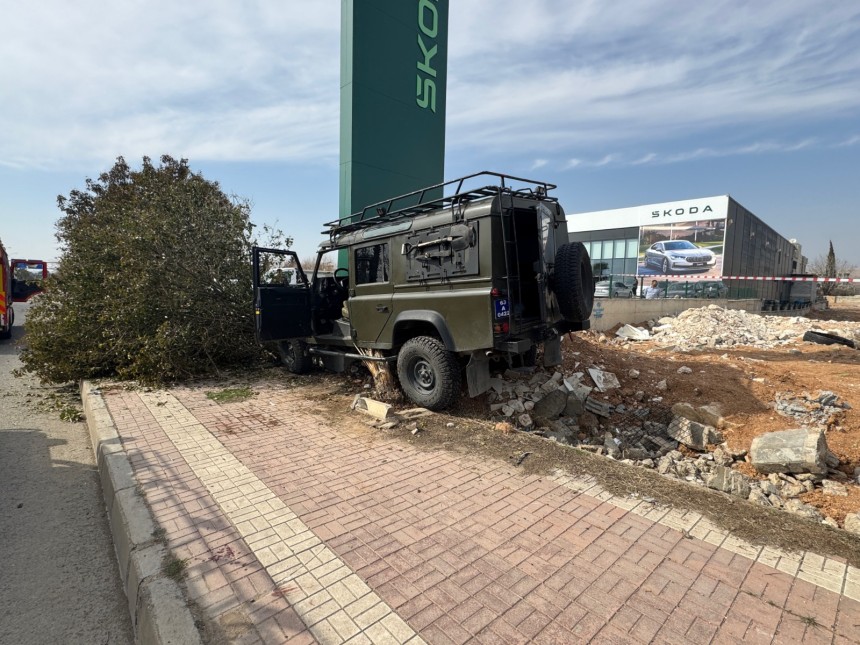 Ekip aracı Mardin yolunda kaza yaptı! Çok sayıda Polis yaralandı