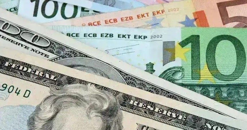 Dolar ve Euro tarihi seviyelerde