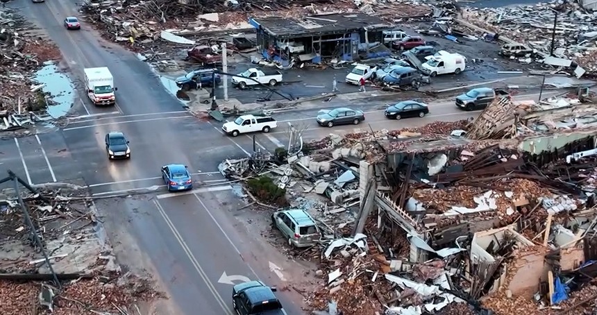 ABD'yi hortum vurdu: 14 ölü