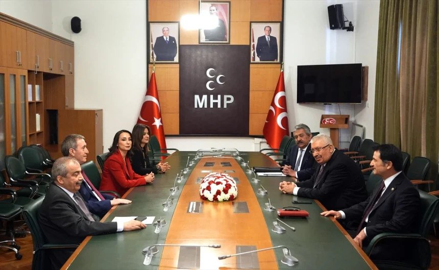 DEM Parti'nin siyasi turu: MHP ve AK Parti'ye ziyaret gerçekleştirildi