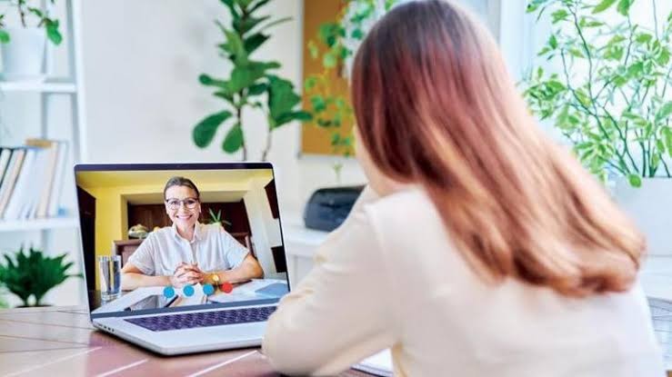 Maliye harekete geçti: Online kişisel danışmanlık hizmeti veren mentör ve terapistlerin hesapları mercek altına alındı